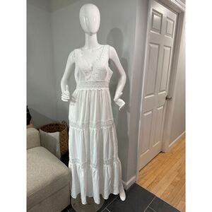 Cupshe Elegant White Tiered Lace Maxi Dress Perfect for Summer Events Size Large